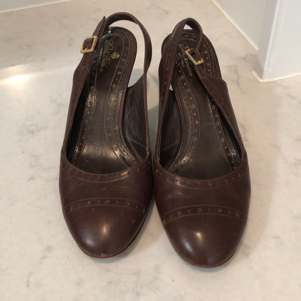 Brown brooks brothers pumps